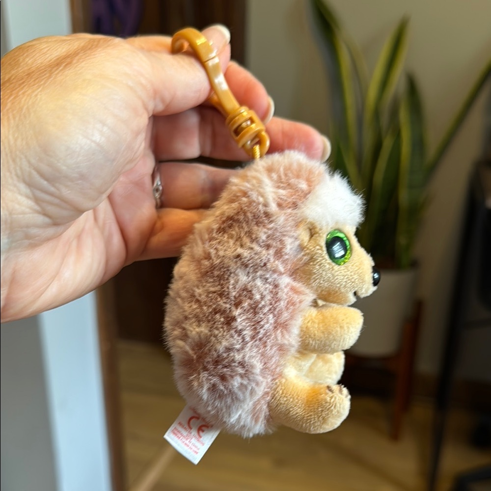TY Hedgehog Beanie Babies Toy Keychain Clip - Picture 4 of 4